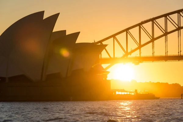 Sydney Opera House at sunset — Stock Photo, Image