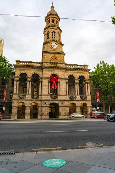 Mairie d'Adélaïde dans les décorations de Noël — Photo