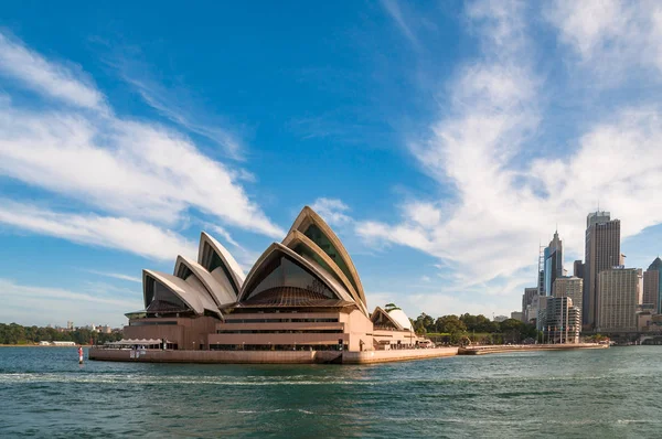 Opéra de Sydney et paysage urbain du CDB de Sydney — Photo