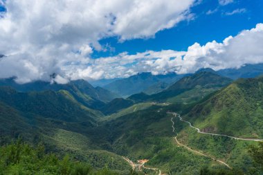 Dağ vadisi doğa arka plan