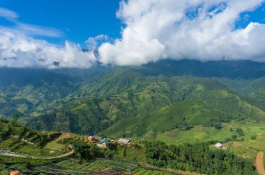 Kırsal dağ köylerinin hava manzarası