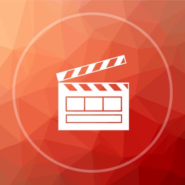 Film simgesi. Film Web sitesi düğmesini kırmızı düşük poli arka plan üzerinde