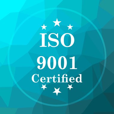 ISO9001 simgesi. ISO9001 Web sitesi düğmesini mavi düşük poli arka plan üzerinde