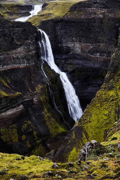 Izlandi vízesés Haifoss — Stock Fotó