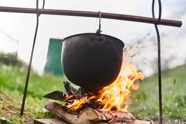 Traveling pot on the woods