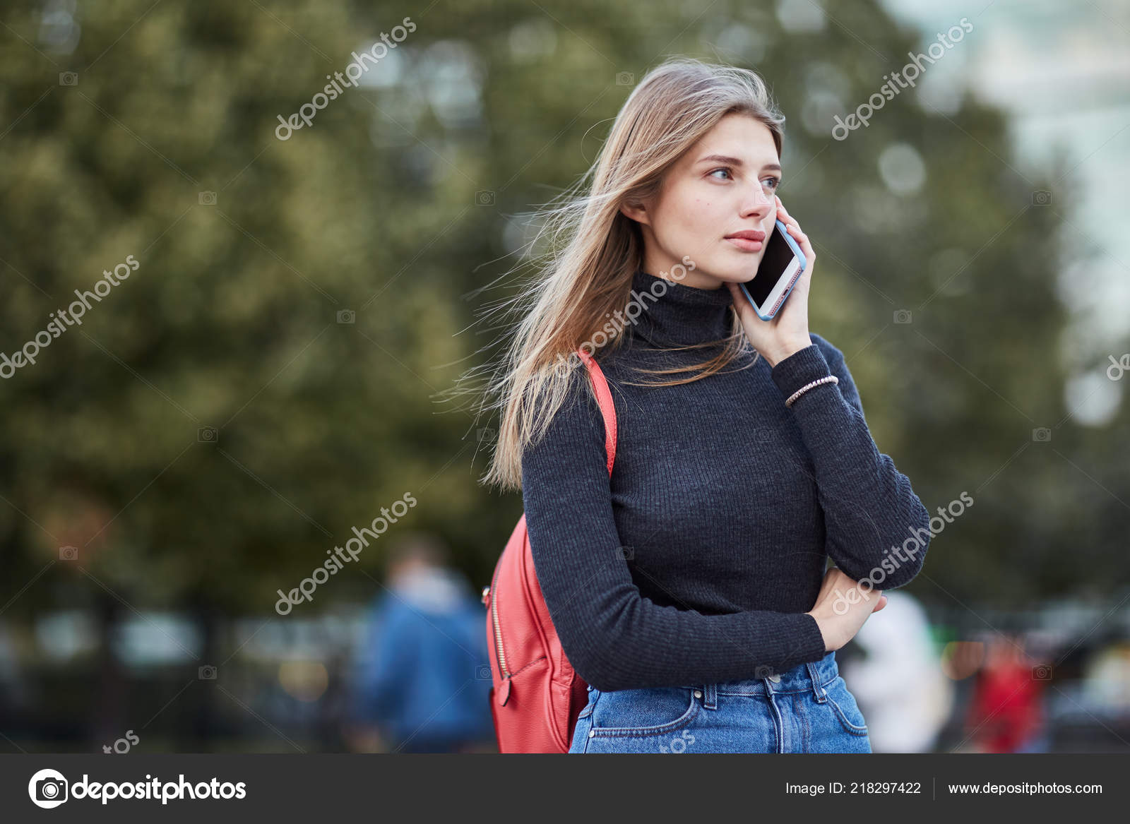 Chat a girl in Moscow