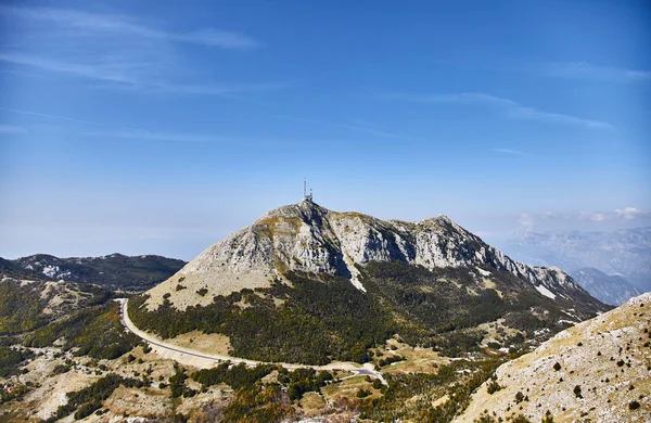 Vue sur la nature du Monténégro depuis la montagne Lovcen. Parc national de Lovcen. Été — Photo