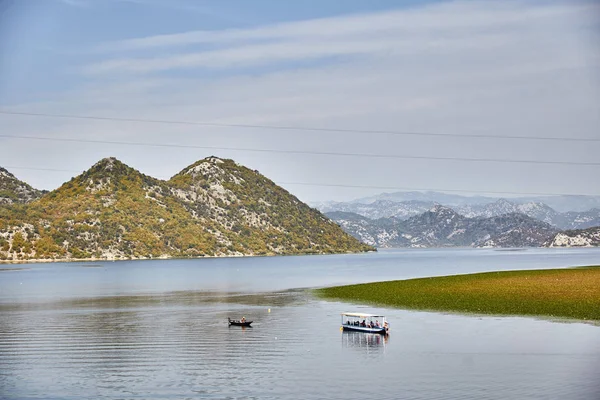 Λίμνη Σκόδρα. Εθνικό πάρκο. Μαυροβούνιο. Το καλοκαίρι — Φωτογραφία Αρχείου