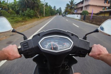 Bisiklet'ın speedo fotoğrafını ekrana kapatın