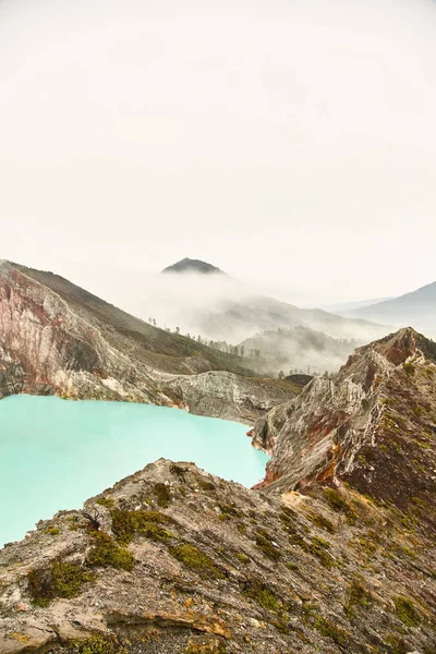 화산의 Ijen 분화구. — 스톡 사진