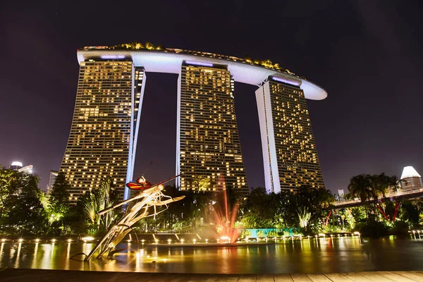 Singapur, Singapur: 19 de marzo 2019: Marina Bay Sands Luxury Hotel, Singapur . — Foto de Stock
