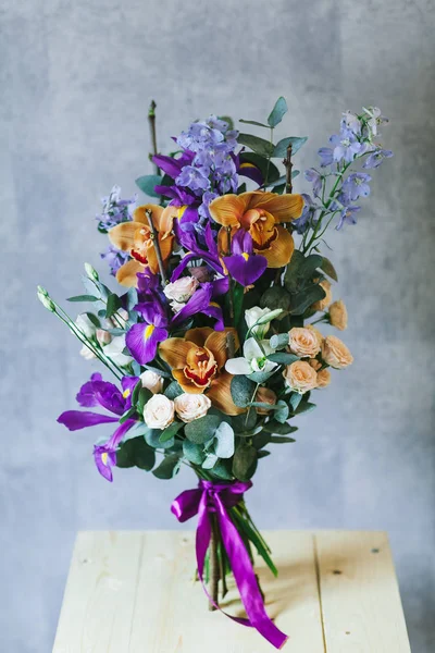 Delikatny piękny bukiet kwiatów z bliska — Zdjęcie stockowe