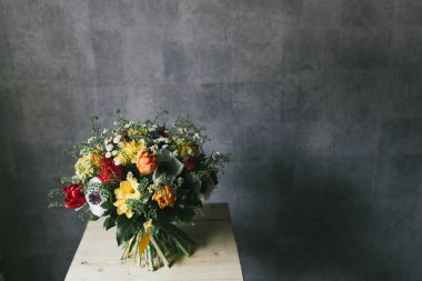 Narin güzel çiçek buketi yakın