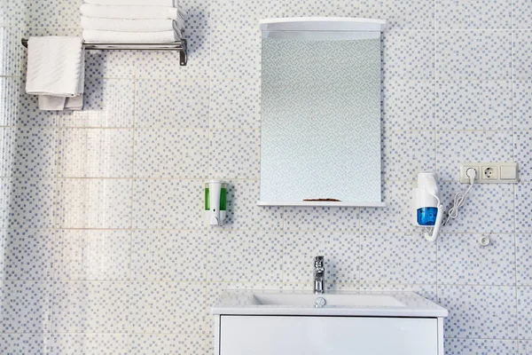 Bathroom interior with sink and faucet. — Stock Photo, Image