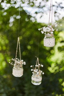 Düğün töreni. Bir düğün kutlamasında güzel dekor.