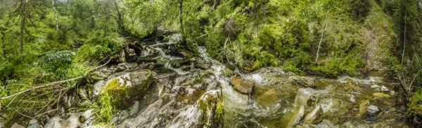 Panorama Vyhlídku Horských Potok Vodopád Kameny Krásné Majestátní Přírodě Divoké — Stock fotografie