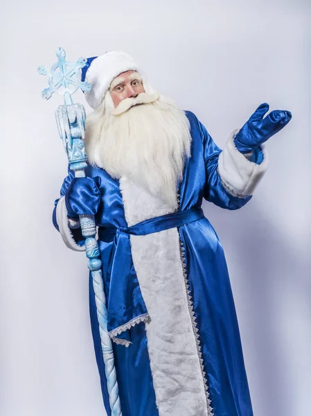 Babbo Natale Father Frost Cappotto Blu Cappello Con Bastone Piedi — Foto Stock