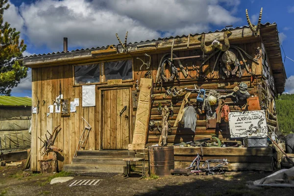 Zajímavé Originální Rozmanité Dřevěný Dům Zajímavé Originální Rozmanité Dřevěný Dům — Stock fotografie