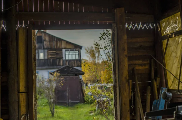 Pueblo Campo Otoño Hermoso Pueblo Cabañas Una Casa Tarde Otoño —  Fotos de Stock