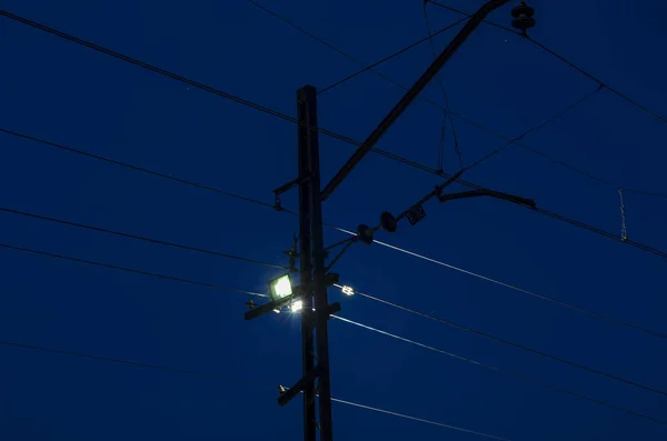 Stromleitungen Der Nacht Drähte Und Strommasten Der Nacht Und Abend — Stockfoto