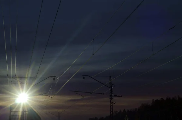 Power Vezetékek Éjjel Vezetékek Hatalom Lengyelek Ellen Égre Éjjel Este — Stock Fotó