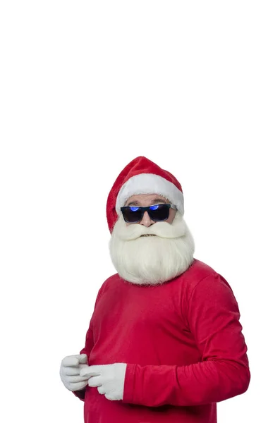 在白色背景的圣诞老人 滑稽和现代圣诞老人在黑眼镜祝贺在白色被隔绝的背景 — 图库照片