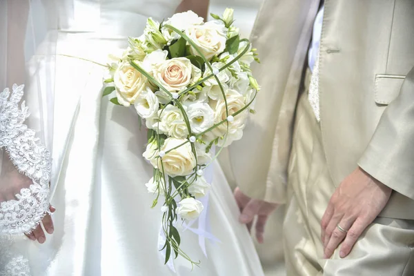 Bröllopstema Och Stil Brudar Och Brudgummen Händerna Hålls Samman Med — Stockfoto