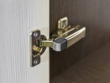 Güzel ve farklı bir konu. Güzel metal menteşe ve Mobilya Menteşesi.