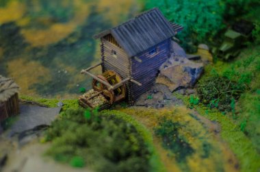 Güzel ve farklı bir konu. Düzen ve yakın mesafeden ve makro çocuk tren oyunu.