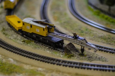 Güzel ve farklı bir konu. Düzen ve yakın mesafeden ve makro çocuk tren oyunu.