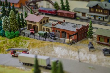 Güzel ve farklı bir konu. Düzen ve yakın mesafeden ve makro çocuk tren oyunu.