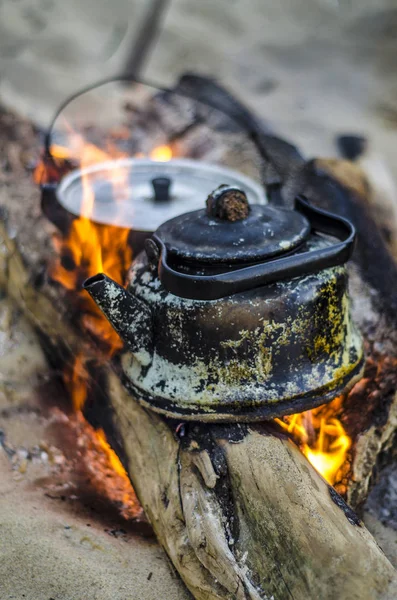 Beautiful Diverse Subject Old Dilapidated Black Kettle Soot Fire Fire — Stock Photo, Image