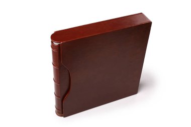 Güzel ve farklı bir konu. Güzel ve pahalı şık kitap ve albümler, fotoğraf albümleri için bellek ve bir beyaz ve açık arka plan üzerinde fotoğrafları kaydetme.
