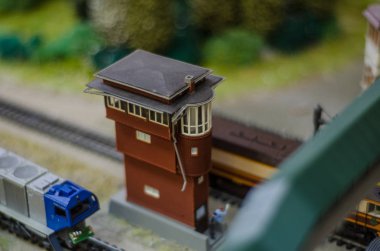 Güzel ve farklı bir konu. Düzen ve yakın mesafeden ve makro çocuk tren oyunu.