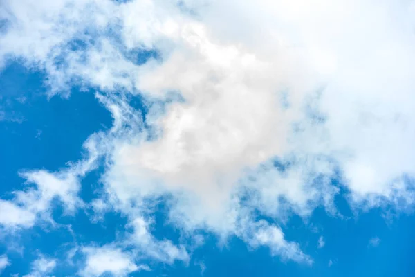 Beautiful Sky Clouds Beautiful Daytime Bright Blue Ultramarine Sky Clouds — Stock Photo, Image