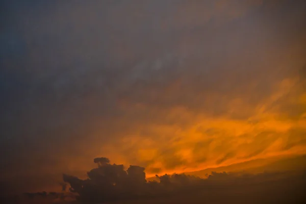 Langit Yang Indah Dengan Awan Pagi Yang Indah Atau Sore — Stok Foto