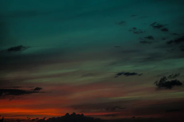 Hermoso Cielo Con Nubes Hermosa Mañana Noche Colorido Cielo Tormentoso —  Fotos de Stock