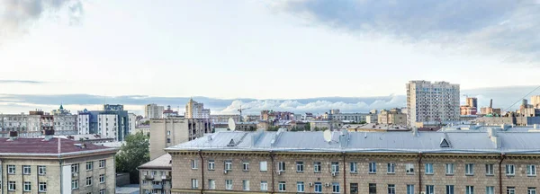 Panorama Bonito Original Belo Majestoso Panorama Paisagem Urbana Com Telhados — Fotografia de Stock