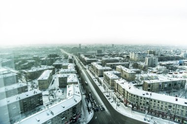 Novosibirsk, Rusya - 3 Aralık 2017. Güzel arka plan ve görünümü, manzara ve şehir, kavşak, sokaklar ve binalar, bir kış zemin karşı yukarıdan Panoraması.