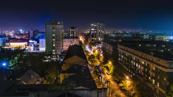 俄罗斯新西比尔斯克 2015年5月9日 美丽的背景和景观 风景和夜景 夜景和首都的全景 从上面 在中心 建筑物的屋顶和大道 — 图库照片