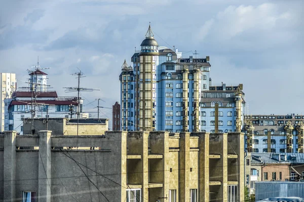 Panoráma města a domy. — Stock fotografie