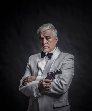 Mafyanın resimdeki adam.