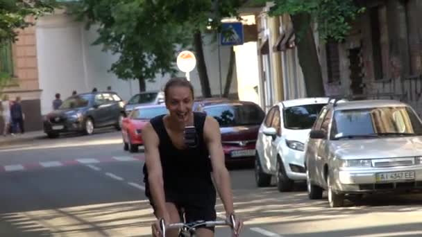 Young Man Long Hair Riding Bicycle Use Innovative Phone Holder — Stock Video © #204541592 Young Man Long Hair Riding Bicycle Use Innovative Phone Holder — Stock Video © #204541592