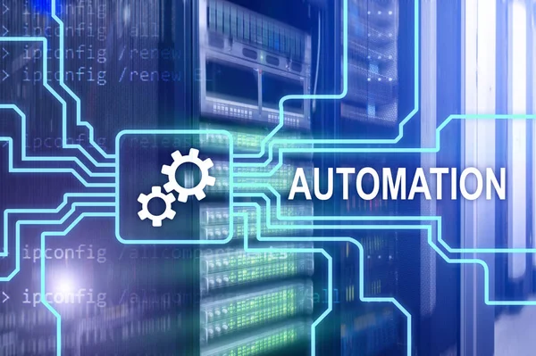 İş süreci ve yenilik teknoloji imalat Otomasyonu. Sunucu odası arka plan üzerinde Internet ve teknoloji kavramı.