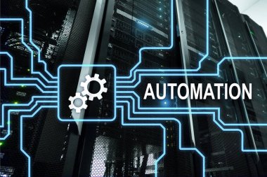 İş süreci ve yenilik teknoloji imalat Otomasyonu. Sunucu odası arka plan üzerinde Internet ve teknoloji kavramı.