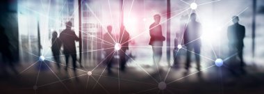 Bulanık gökdelenlerin arkaplanındaki engelleme ağı. Finansal teknoloji ve iletişim konsepti.