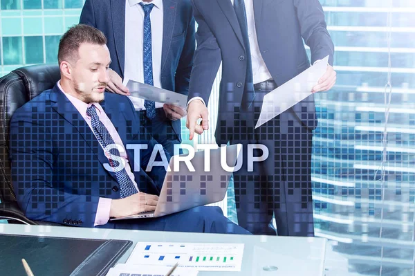 Start Koncept Med Dubbel Exponering Diagram Suddig Bakgrund — Stockfoto