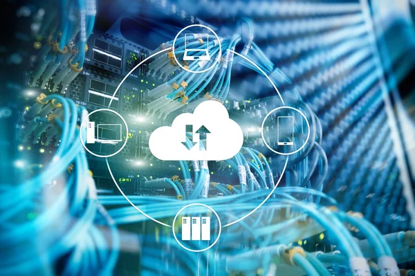 Servidor Cloud Computación Almacenamiento Procesamiento Datos Concepto Internet Tecnología — Foto de Stock