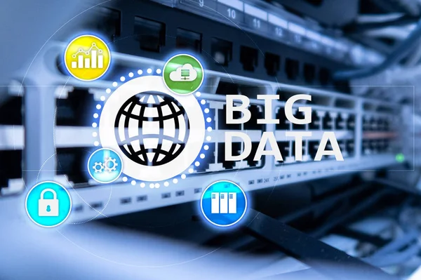 Big Data Analysing Server Internet Technology — Stock Photo, Image