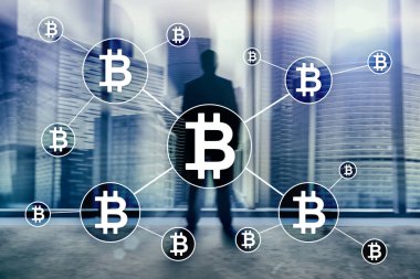 Bulanık gökdelenler arka plan üzerinde Bitcoin cryptocurrency ve blockchain teknoloji kavramı.